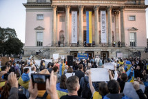 Українці в Берліні про підсумки акції #ніНетребко: образи та цинічні прапори