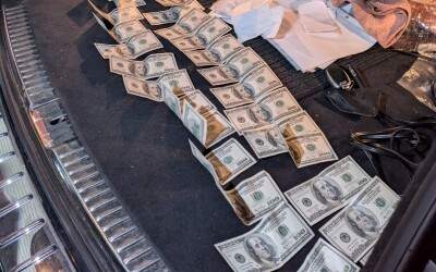 Вимагав у інваліда 3 000 доларів за висновок про інвалідність, і тепер матиме трьох до восьми років з конфіскацією майна