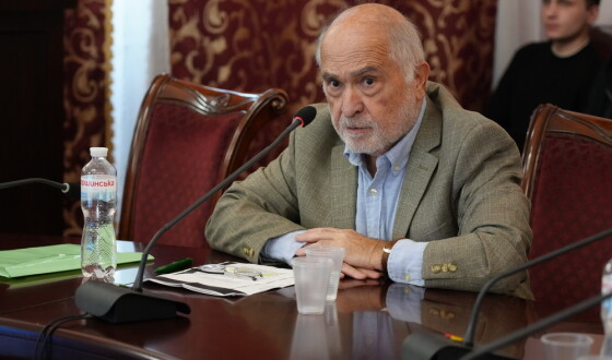 Мені незручно – уявіть собі, як почуваються мешканці