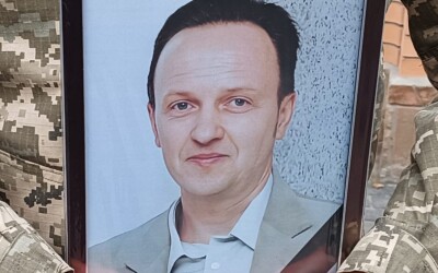 Сьогодні Сумська громада попрощалась з мужнім Захисником України Володимиром Чиліковим