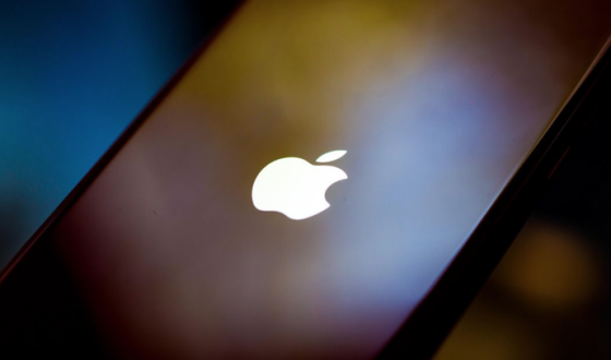 Служба підтримки Apple додала українську мову