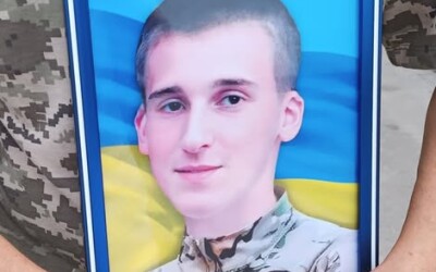 Сьогодні Сумська громада попрощалась з Героєм Єгором Васильченком