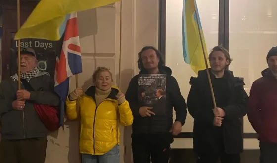Українці Лондону знову протестували через виступи пропутінської співачки Нетребко