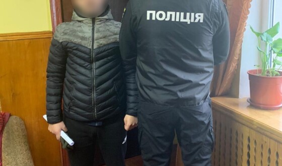 Вимагали гроші з військового: на Волині поліція затримала групу вимагачів