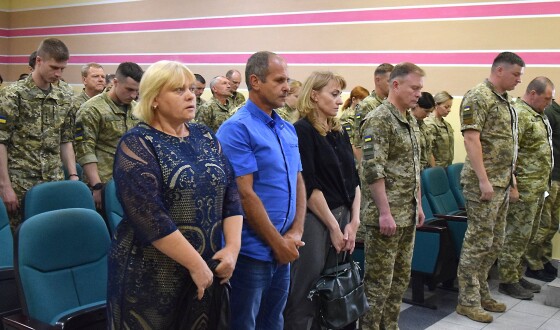 У Львові родинам полеглих героїв-прикордонників вручили державні нагороди