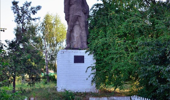 Демонтовано останній на Полтавщині бюст російсько-більшовицькому комдиву Васілію Чапаєву