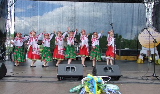 Український фольклорний ярмарок на Мазурському Поозер&#8217;ї ,,З мальованої скрині”