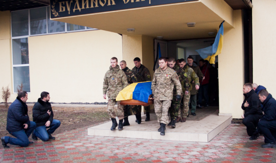 В Івано-Франківську попрощались з Анатолієм Гаркавенком-&#8220;Морячком&#8221;, який загинув на українсько-російській війні