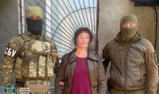 СБУ затримала ще двох колаборанток на Херсонщині: одна з них «маскувалася» під вигаданим ім’ям