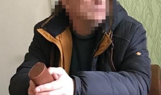 СБУ затримала у Хмельницькому пропагандиста Медведчука, який закликав до «поділу» України