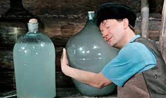 22 російських окупанти отруїлись насмерть неякісним самогоном