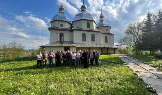 Поки єпископи УПЦ МП тримаються Кіріла, громади переходять в ПЦУ