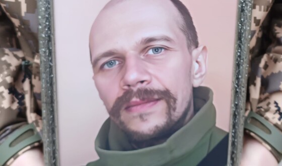 Сьогодні Сумська громада попрощалась з мужнім Захисником України Андрієм Гладенком