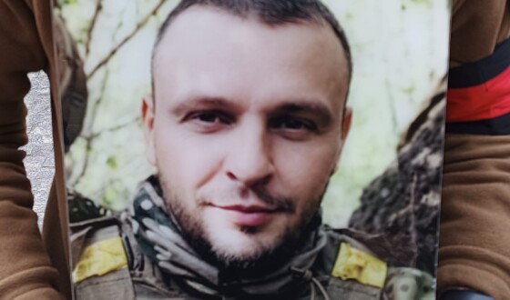 Сьогодні Сумська громада попрощалася із захисником України Павлом Ганазою