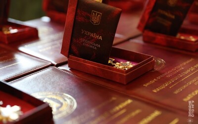 Пам’ять і шана: у Львові передали нагороди сім’ям полеглих захисників