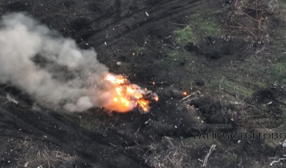 Вугледарський напрямок,  БТР-82А підірвався на фугасі, відео