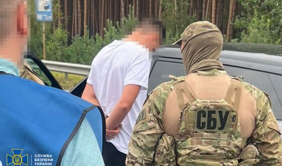 СБУ затримала на Волині двох митників, які вимагали хабарі за імпорт товарів в Україну