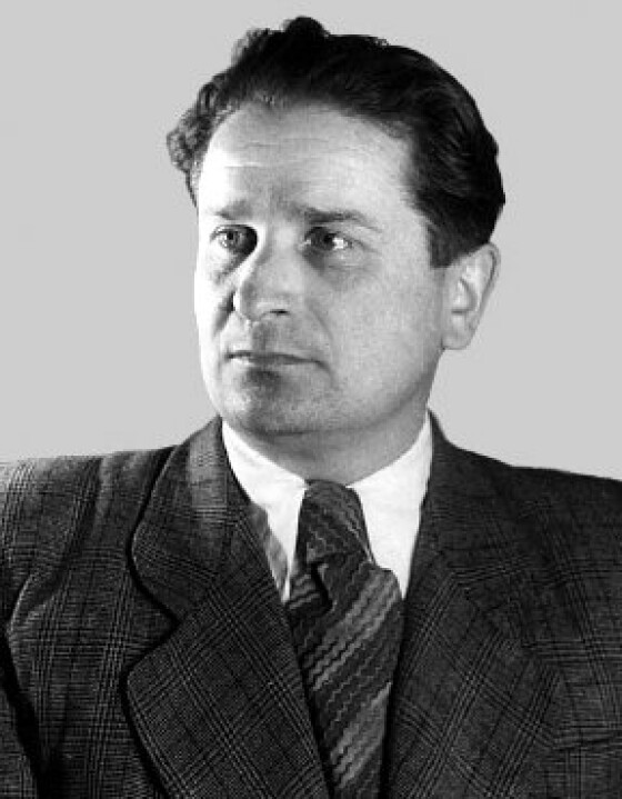 Василь Греченко – художник театру (120 років тому)