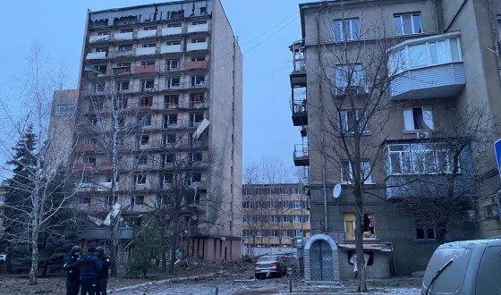 Російські ракети пошкодили в Харкові три будинки та електропідстанцію