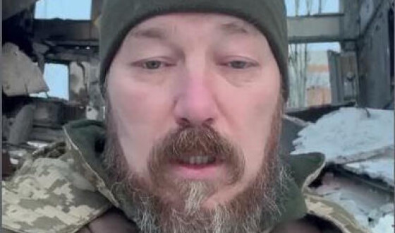 Народний дрон-фпв Ф7 знищує російську САУ, відео від Мадяра