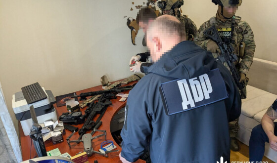 На Донеччині правоохоронець перепродавав трофейну зброю