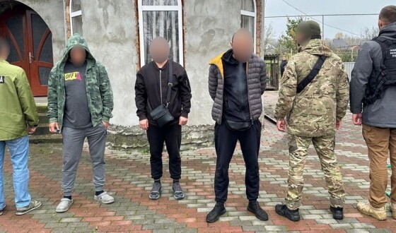 Українець, який проживав біля кордону з Румунією, організував незаконне переправлення чоловіків за кордон