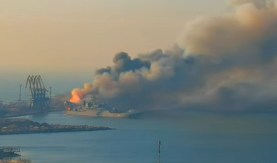 Бердянськ: відео доброї якості про пожежу в порту