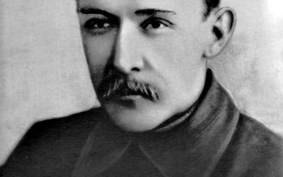 Василь Еллан-Блакитний &#8211; письменник, націонал-комуніст. Намагався поєднати непоєднуване і не допускав думки, що московити можуть обдурити. (100 років тому)