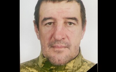 Сьогодні, 3 травня, Волинь прощається з Героями Тарасом Корніюком, Сергієм Косеєм і Валерієм Корсаком