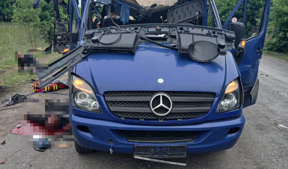 &#8220;ланцет&#8221; атакував рейсовий автобус на Сумщині &#8211; 9 загиблих, 7 поранених