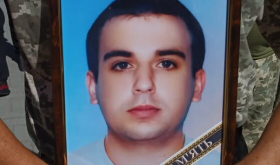 Сьогодні Сумська громада попрощалась з Героєм Дмитром Богатирьовим