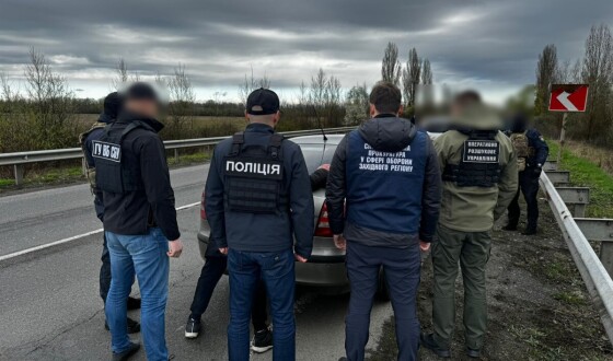 На Закарпатті затримали таксиста-переправника