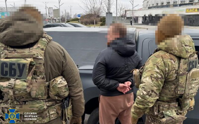 СБУ спільно з Нацполіцією та правоохоронцями країн Балтії викрила шахраїв-криптовалютників, які обкрадали громадян ЄС