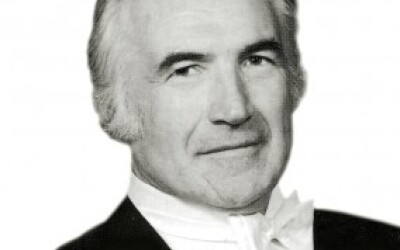 Мирослав Антонович – оперний співак, хоровий диригент, музикознавець (20 років тому)