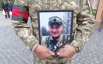 Вчора Сумська громада попрощалась із Героєм Олександром Майбородою