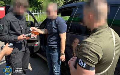 Посадовці привласнили понад 64 млн грн на закупівлі авто для військових