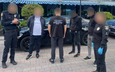 Двоє переправників організували нелегальний маршрут за 15 тисяч доларів