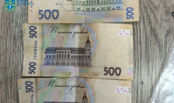 Двом керівникам виправних установ на Житомирщині повідомлено про підозру у вимаганні коштів у засудженого