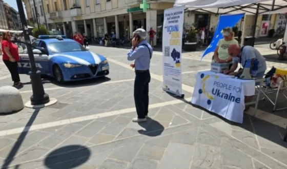 В Італії  невідомий чоловік напав на волонтерів, які збирали підписи за пришвидшений вступ України до ЄС