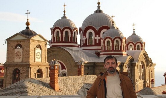 Сергій Шумило: 200 врятованих на Афоні старовинних книжок з українського козацького скиту Чорний Вир