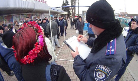 У Сумах продовжується протистояння між прибічниками та противниками перейменування вулиць (фото)