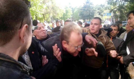 Суд зобов’язав ГПУ відкрити справу проти Медведчука