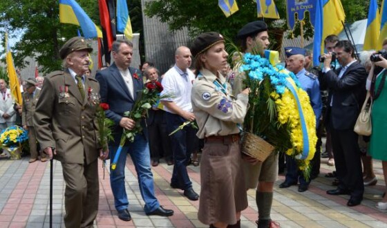 Влада та громадськість вшанували пам&#8217;ять засновників Української головної визвольної ради