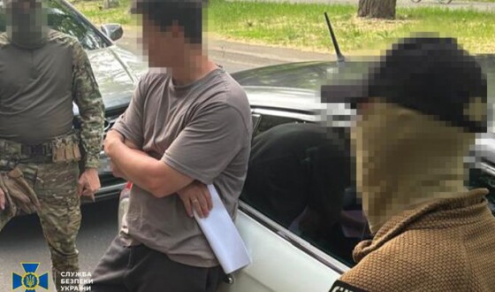 Ділок намагався підкупити в Одесі посадовця оборонного підприємства, щоб отримати секретні розробки ЗСУ