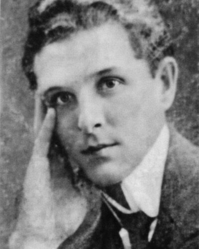 Василь Коссак – оперний співак, драматичний актор, режисер (140 років тому)