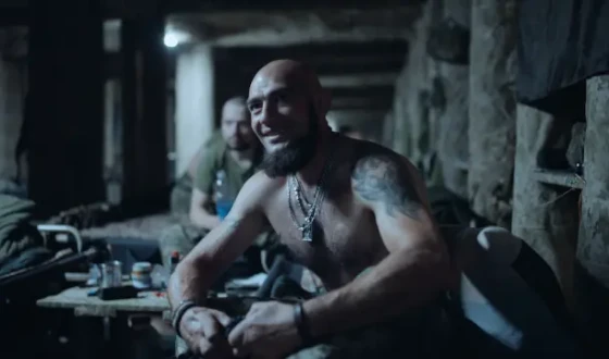 «Один день Татарина»: Takflix презентує фільм-портрет сержанта, який готує майбутніх штурмовиків до війни