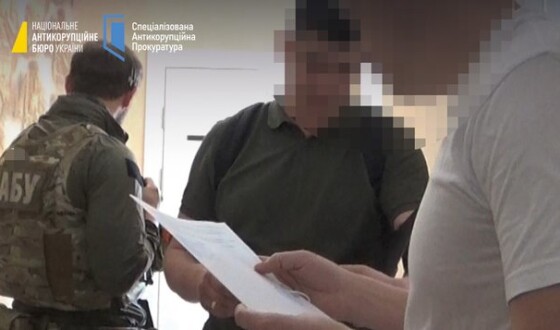 НАБУ та САП викрили корупційну схему під час ремонту доріг за участю депутата та посадовців Полтавської міськради