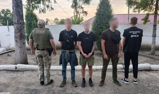 Ухилянти втікали в Молдлву через соняшникове поле