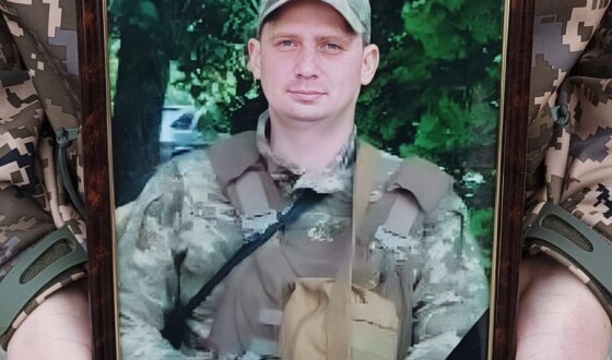 Сьогодні Сумська громада попрощалась з мужнім Захисником України Олегом Клюшником