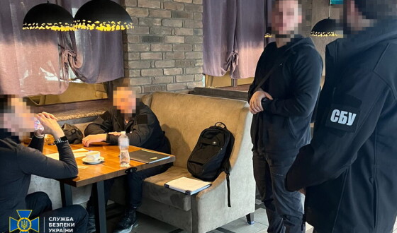 СБУ затримала на Житомирщині ділків, які постачали до рф граніт для виготовлення пам’ятників загиблим рашистам